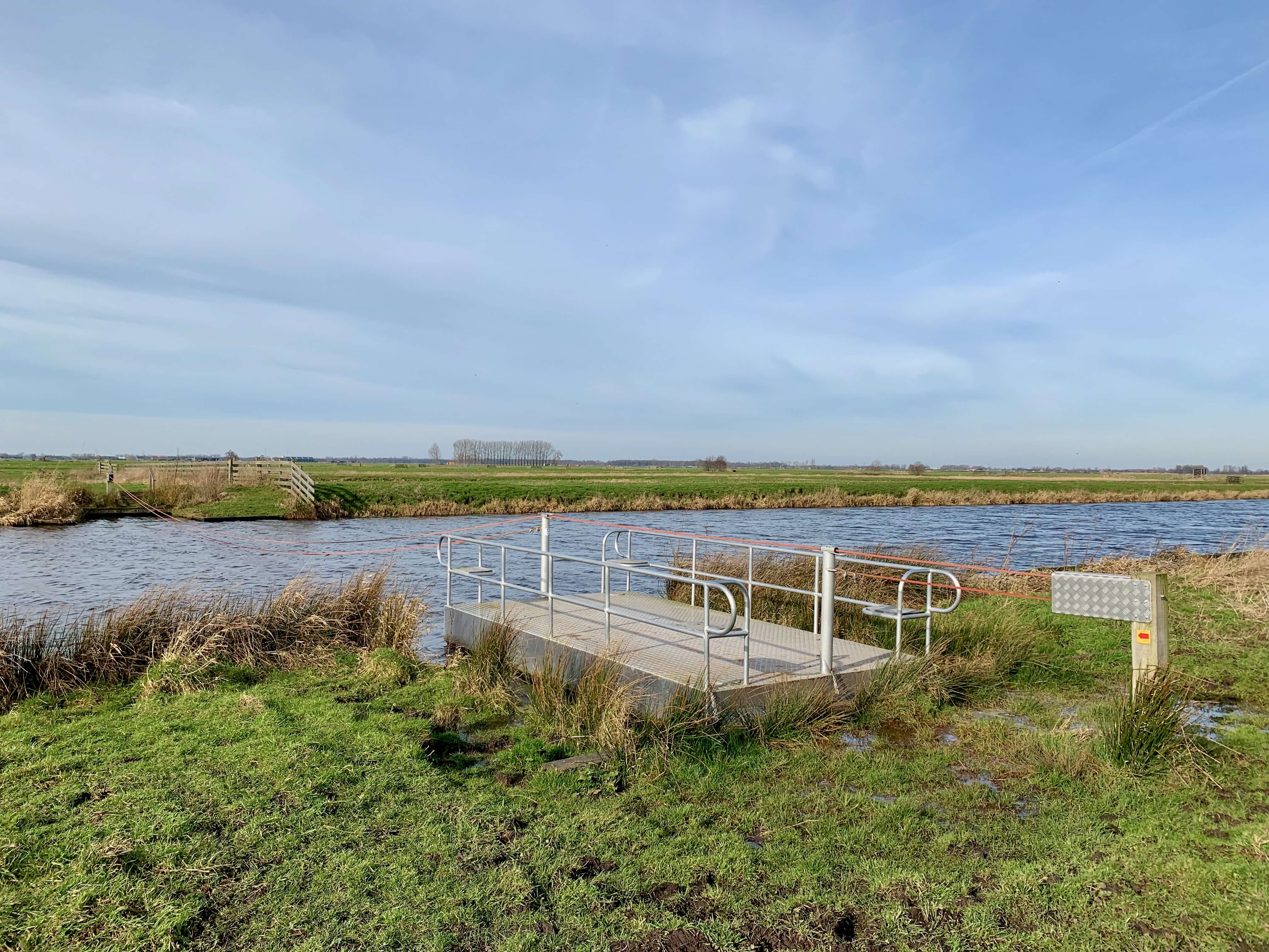 Voetveer in de Nespolder